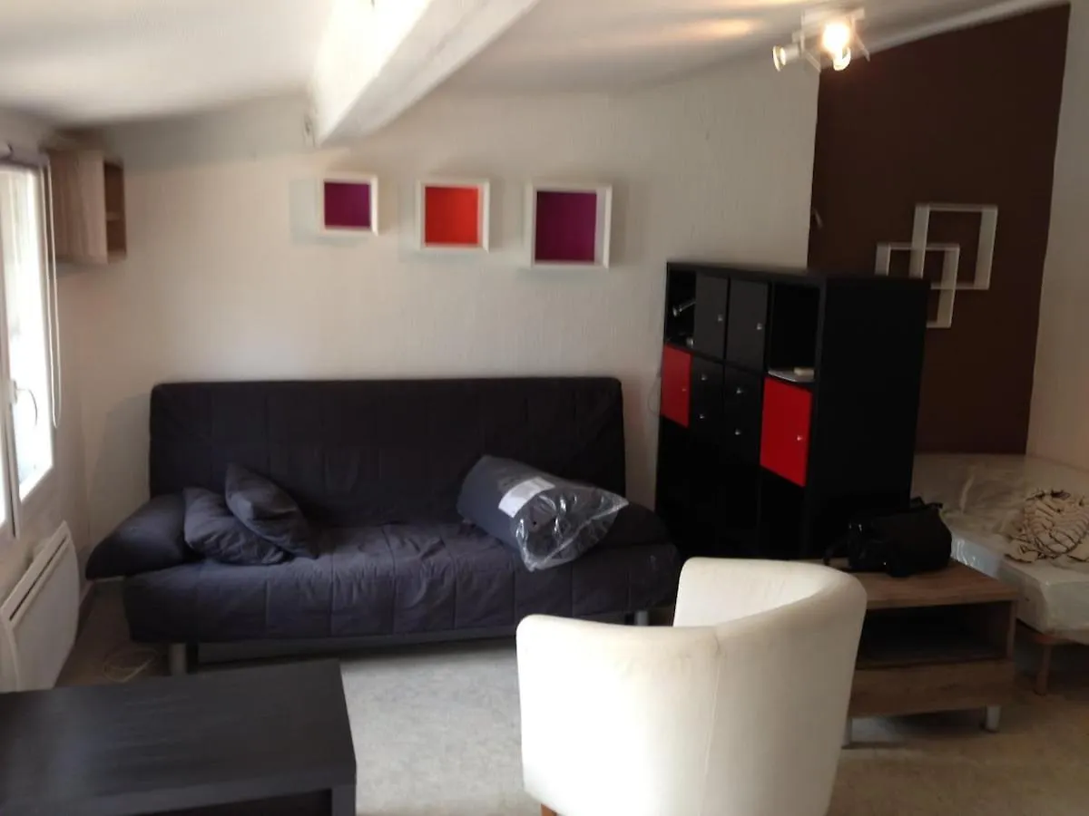 Studio Terrasse Hyper Center Apartment Avignon 0*,  France